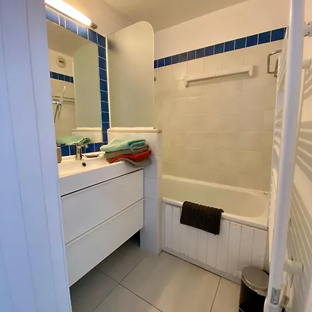 En Front De Avec Piscine * Lacanau